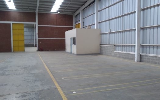 BODEGAS INDUSTRIALES DISPONIBLES, VALLE GRANDE, LAMPA