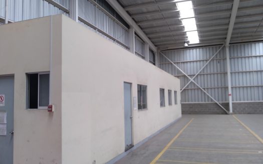 BODEGAS INDUSTRIALES DISPONIBLES, VALLE GRANDE, LAMPA