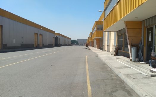 BODEGAS INDUSTRIALES DISPONIBLES, VALLE GRANDE, LAMPA