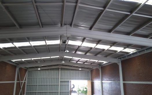 BODEGAS INDUSTRIALES DISPONIBLES, VALLE GRANDE, LAMPA