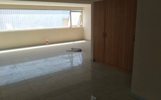 BODEGAS INDUSTRIALES DISPONIBLES, VALLE GRANDE, LAMPA